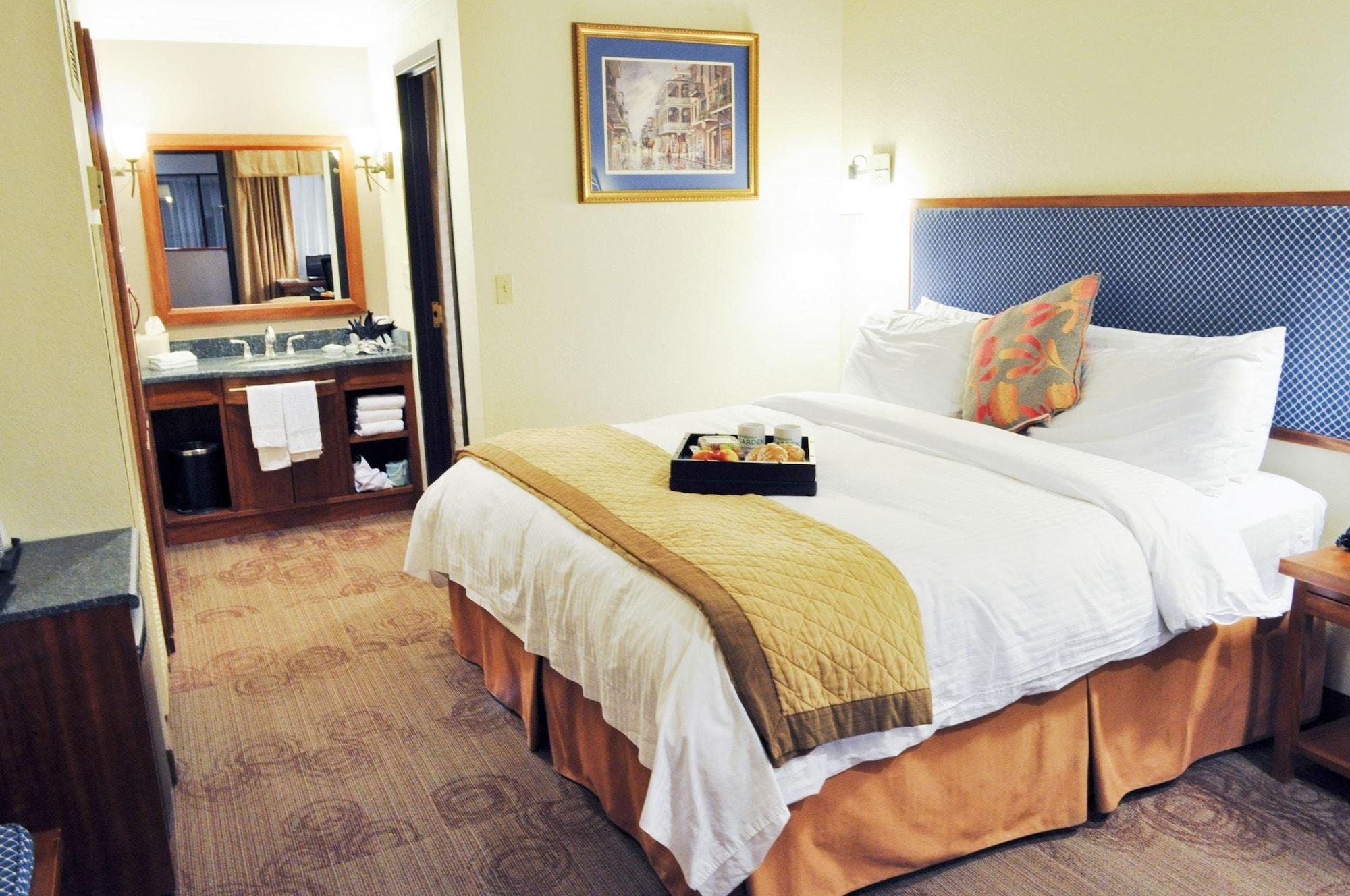 Wyndham Garden Baronne Plaza Hotel New Orleans Exterior foto